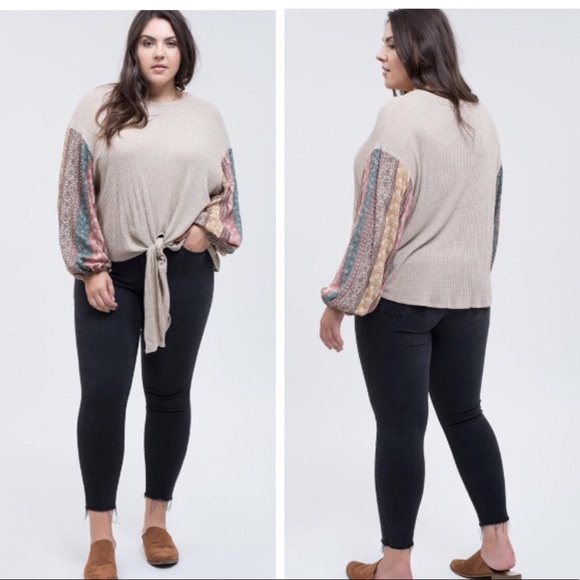 $ FIRM π·Plus Size Oatmeal Contrast Sleeve - Picture 3 of 3